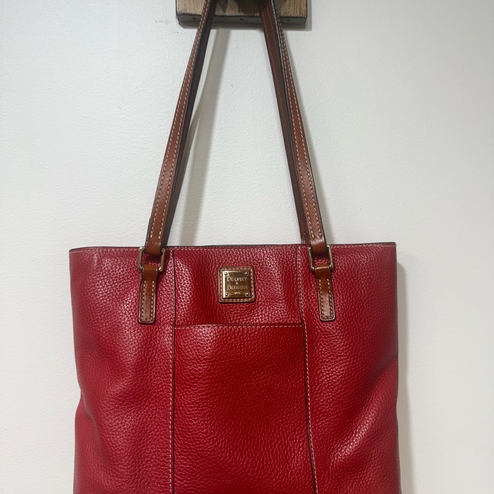 Dooney & Bourke Red Leather Handbag Excellent Condition 12” Strap Drop - Picture 13 of 15